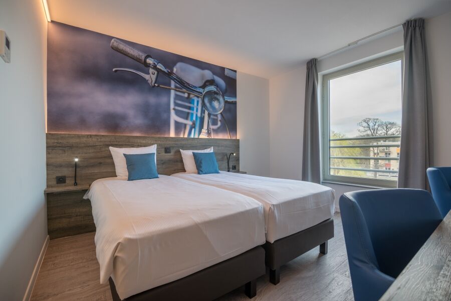 Velotel 4*