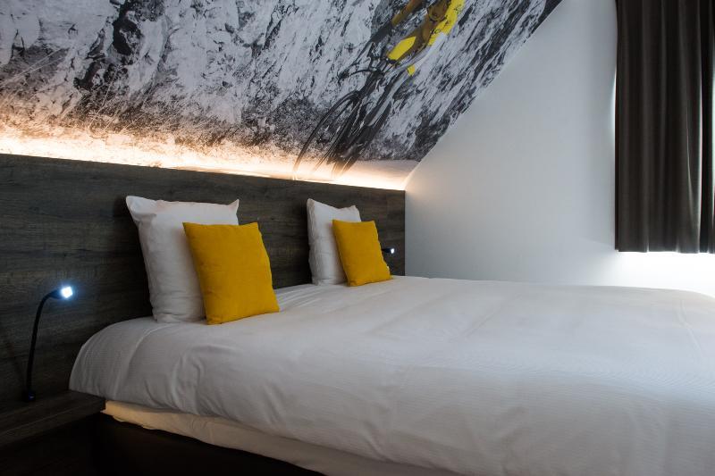 Velotel Hotel